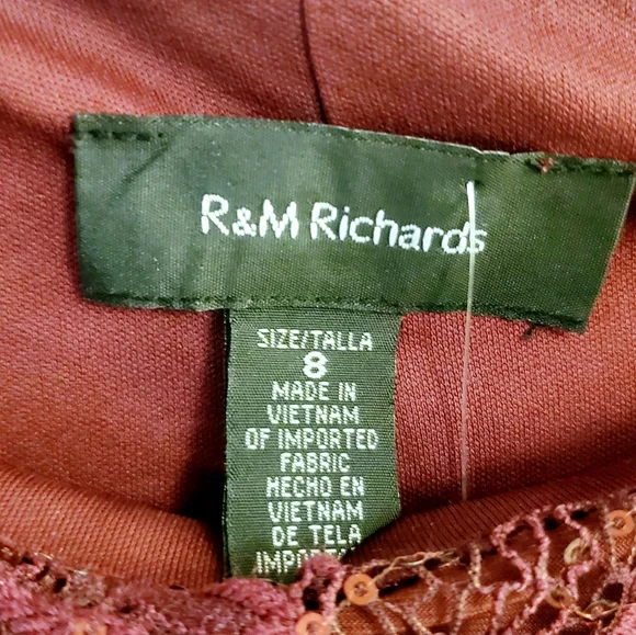 R&M RICHARDS Sequined Metallic Lace Capelet Dress in Merlot Asymmetric Poncho 8 - Picture 7 of 12